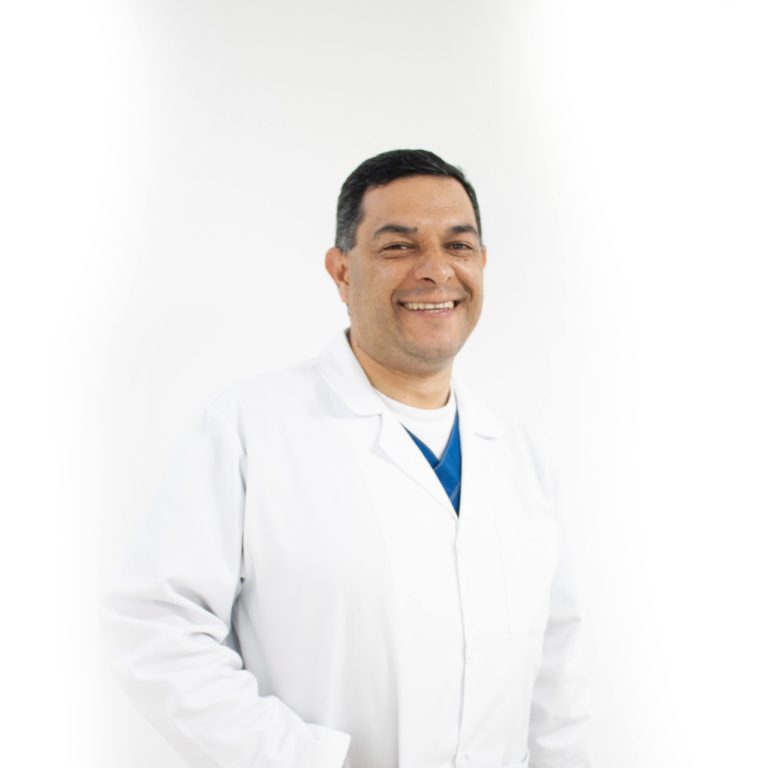 Odontología.ortodoncia.periodoncia.endodoncia.dientes.salud oral.medico.odontólogo.ortodoncista.caries.dolo de muela.dolor de diente.dolor.endodoncista.muela.diente.molar.odontologo.diseño de sonrisa.sonreir.sonrisa.carillas.carillas dentales.dentlales